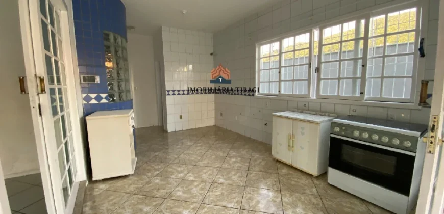 Casa com Piscina e Anexos Independentes – Cachoeira do Bom Jesus