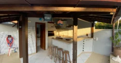 Casa com Piscina e Anexos Independentes – Cachoeira do Bom Jesus