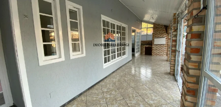 Casa com Piscina e Anexos Independentes – Cachoeira do Bom Jesus