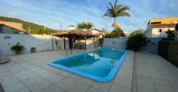 Casa com Piscina e Anexos Independentes – Cachoeira do Bom Jesus