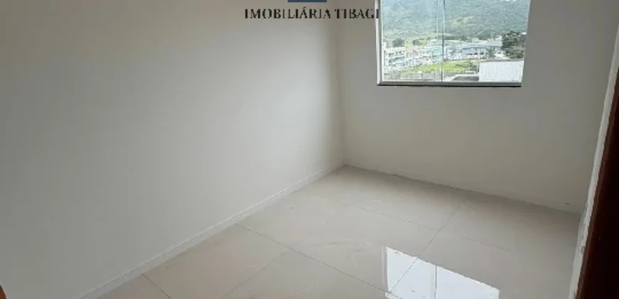 Cobertura Moderna com Acabamento Premium – Ingleses